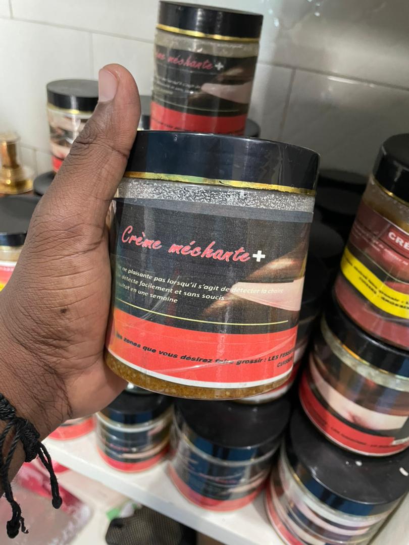 CREMES FESSIERS RESULTATS EN  15 JOURS